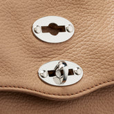 POSTINA® BABY BAG IN HAMMERED LEATHER BROWN CANTUCCI | Zanellato