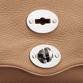 POSTINA® SMALL BAG IN HAMMERED LEATHER BROWN CANTUCCI | Zanellato