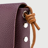 LETTERA® S IN PELLE MARTELLATA VIOLET AMARENA MODENESE | Zanellato